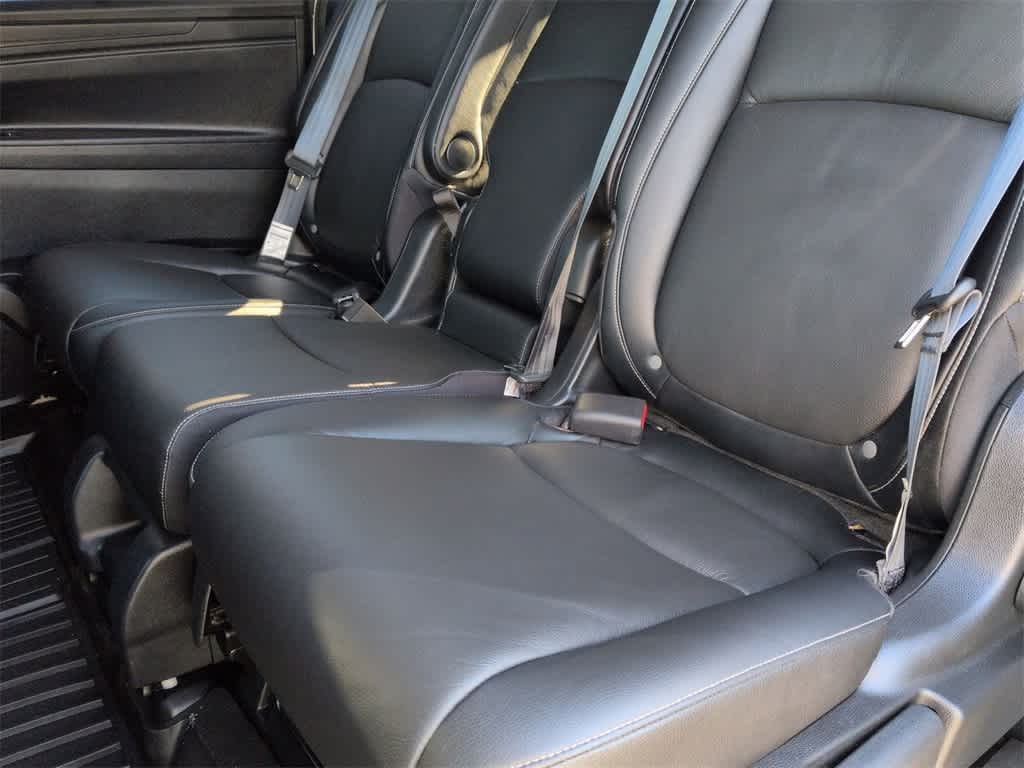 Thumbnail: 2023 Honda Odyssey - 21