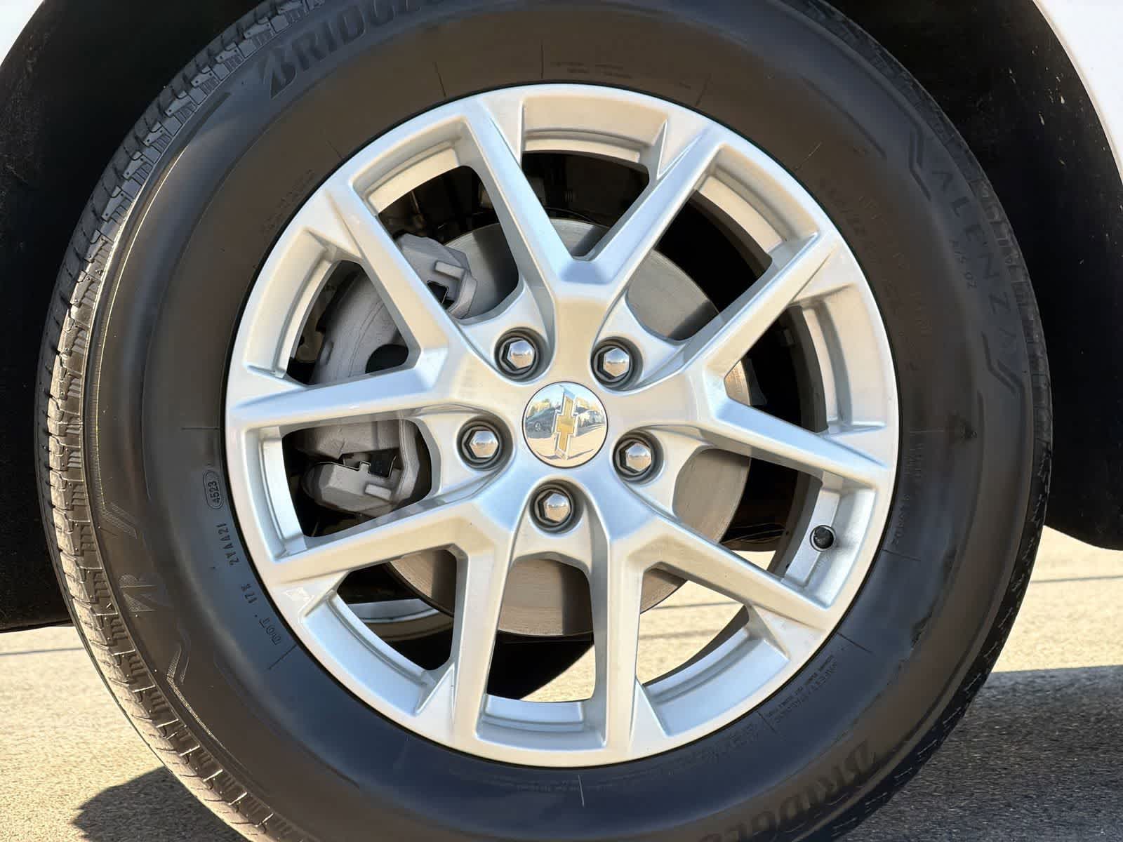 Thumbnail: 2024 Chevrolet Equinox - 14