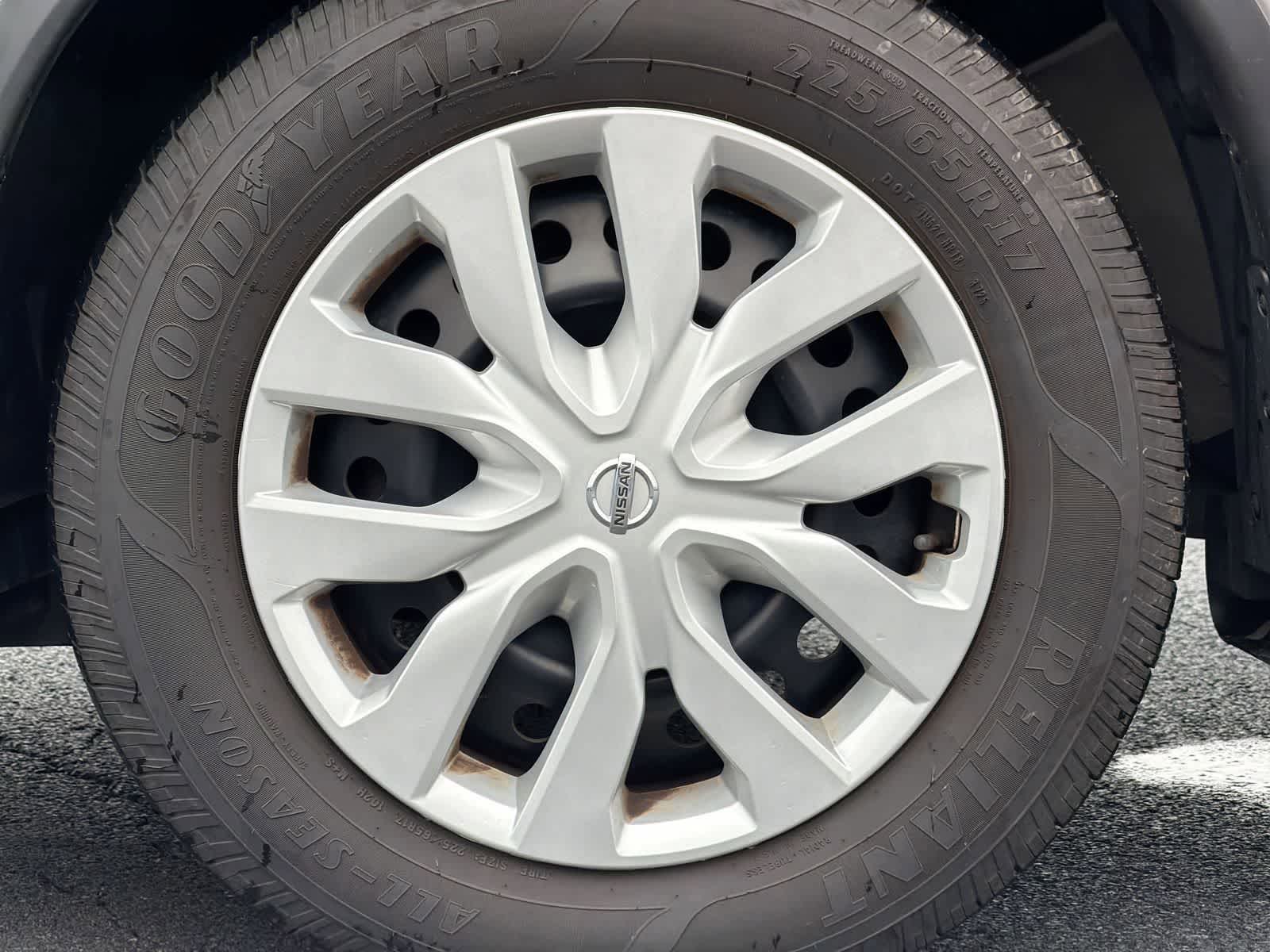 Thumbnail: 2019 Nissan Rogue - 14