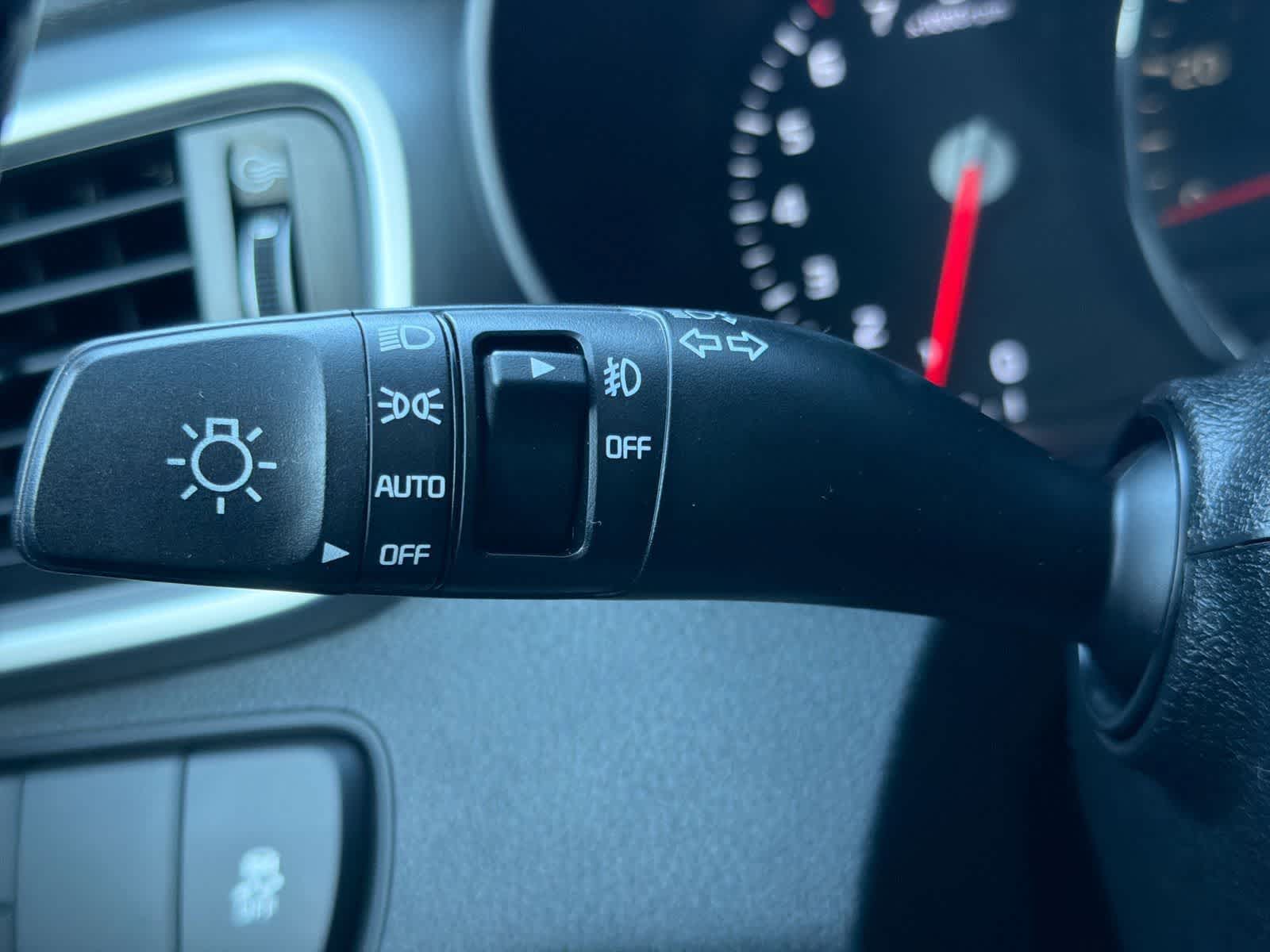 Thumbnail: 2019 Kia Sorento - 29