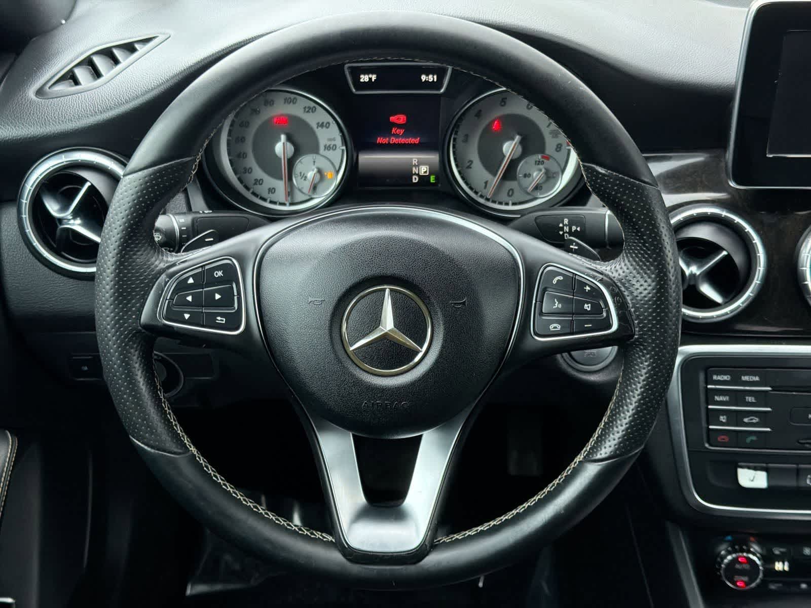 Thumbnail: 2015 Mercedes-Benz CLA - 25