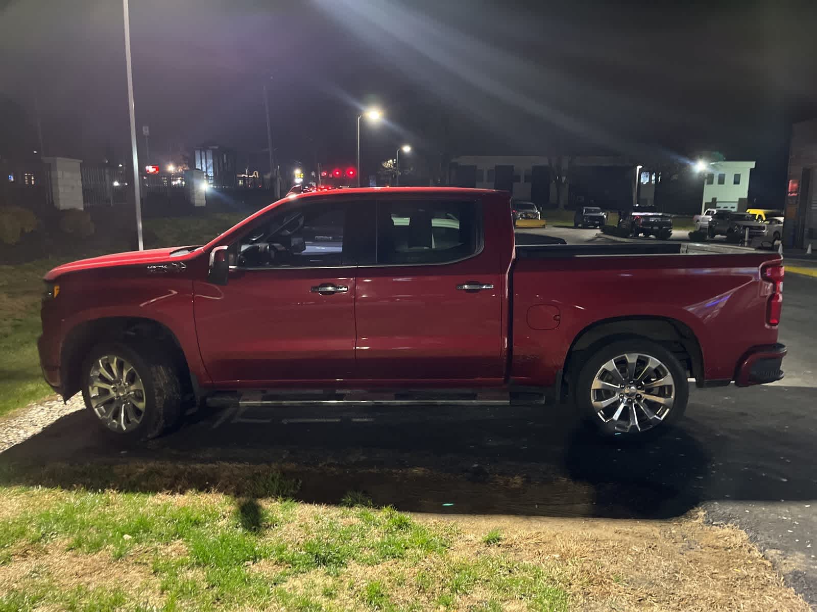 Thumbnail: 2022 Chevrolet Silverado 1500 - 9