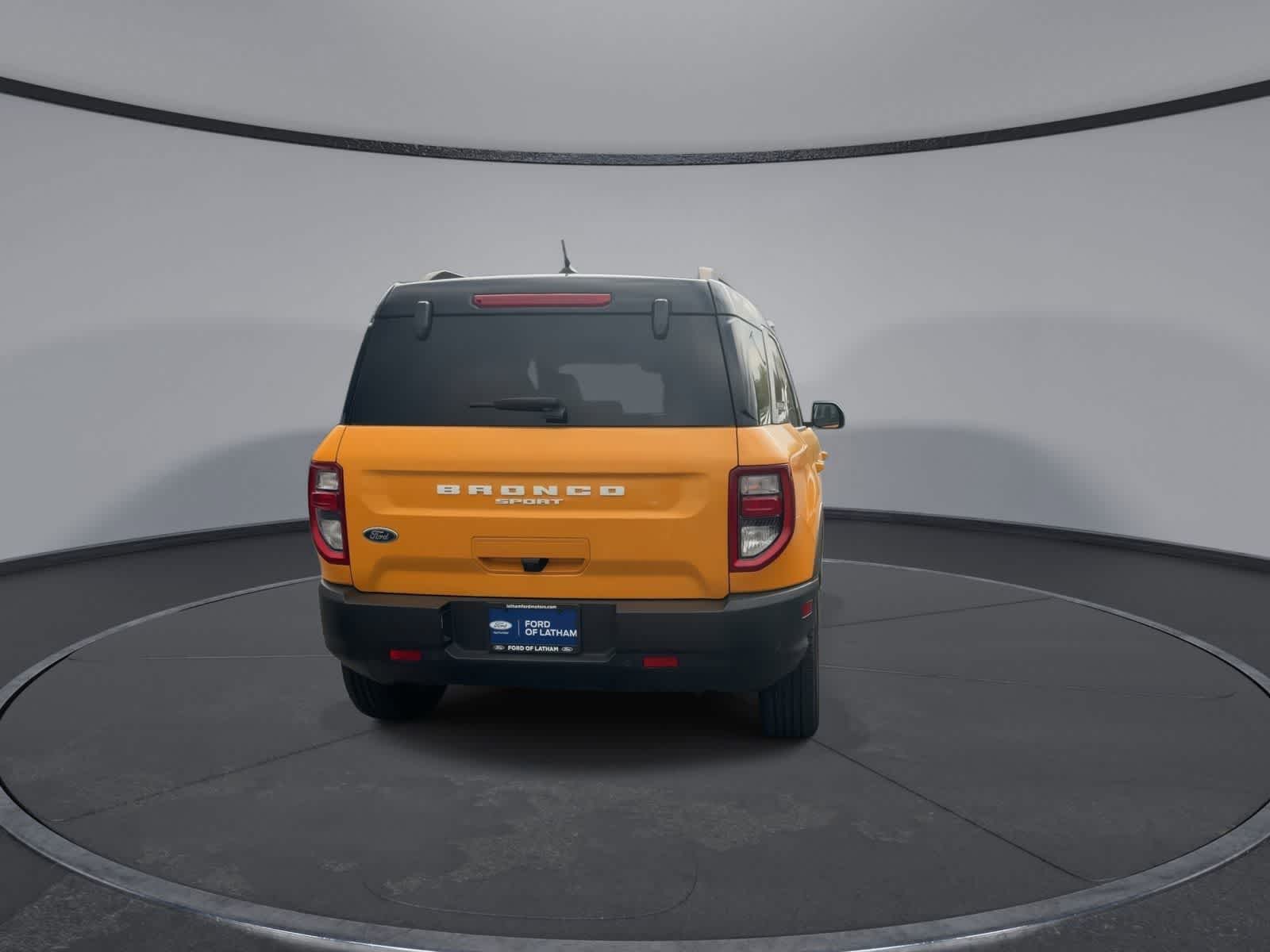Thumbnail: 2022 Ford Bronco Sport - 7