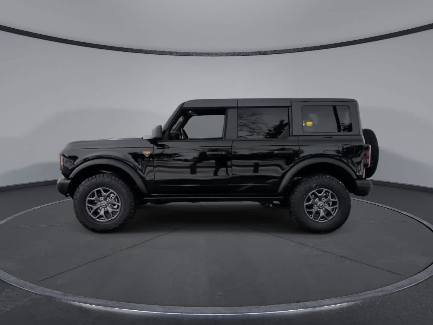 Thumbnail: 2025 Ford Bronco - 5