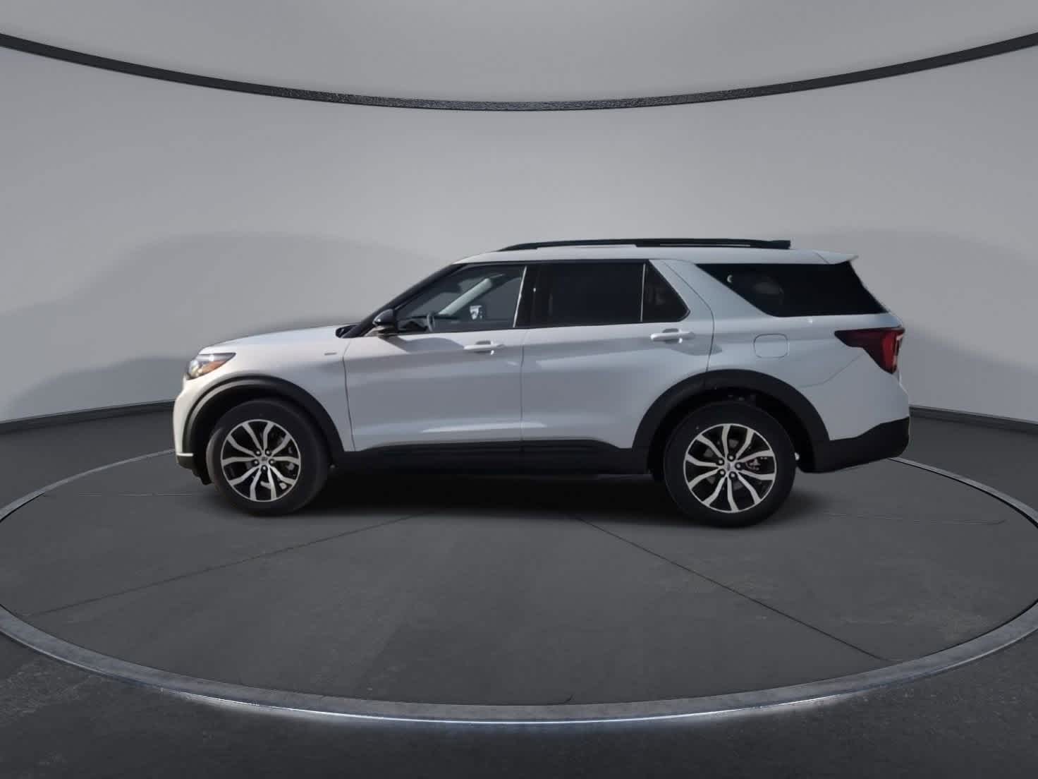 Thumbnail: 2026 Ford Explorer - 6
