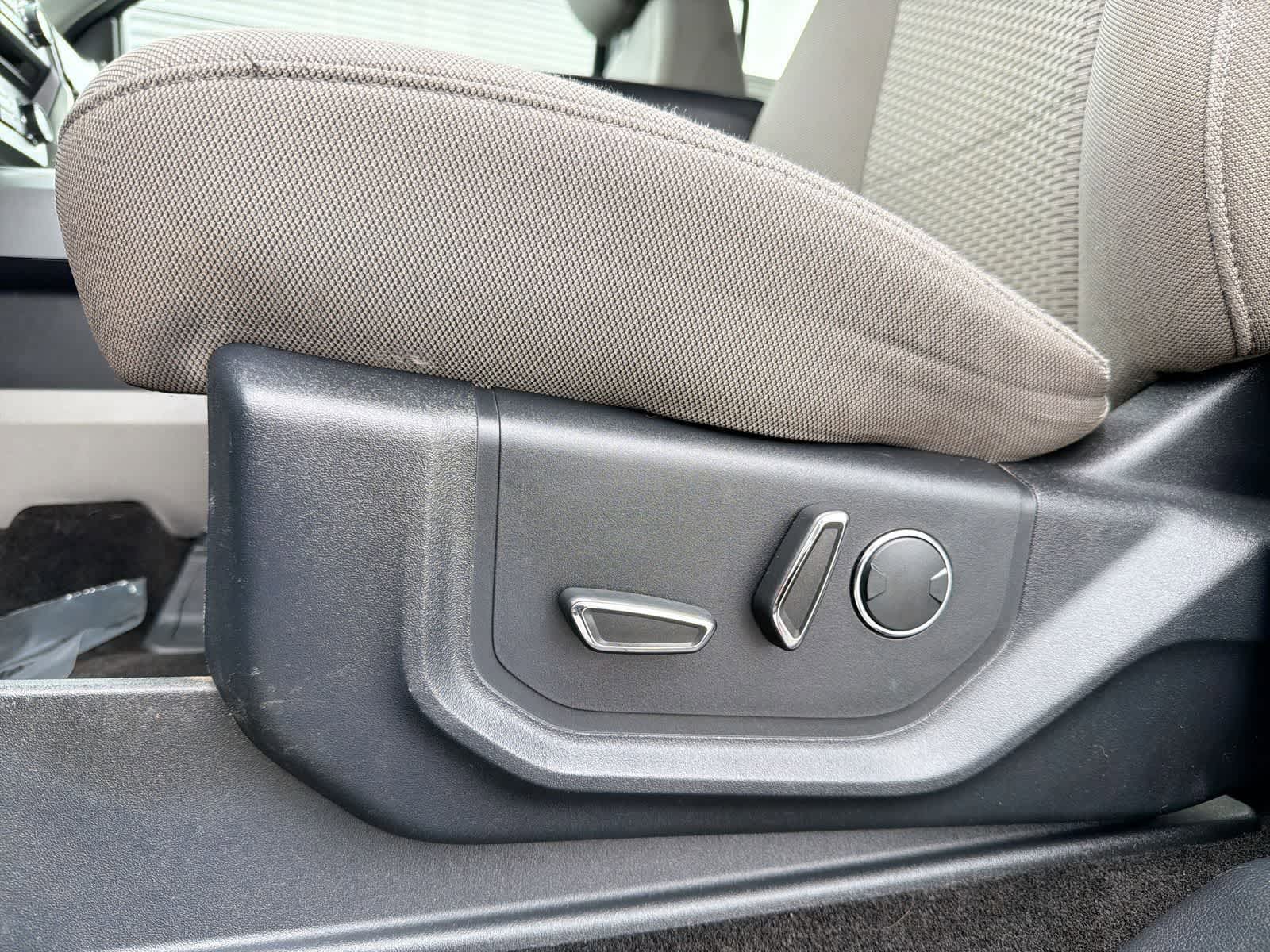 Thumbnail: 2018 Ford F-150 - 18