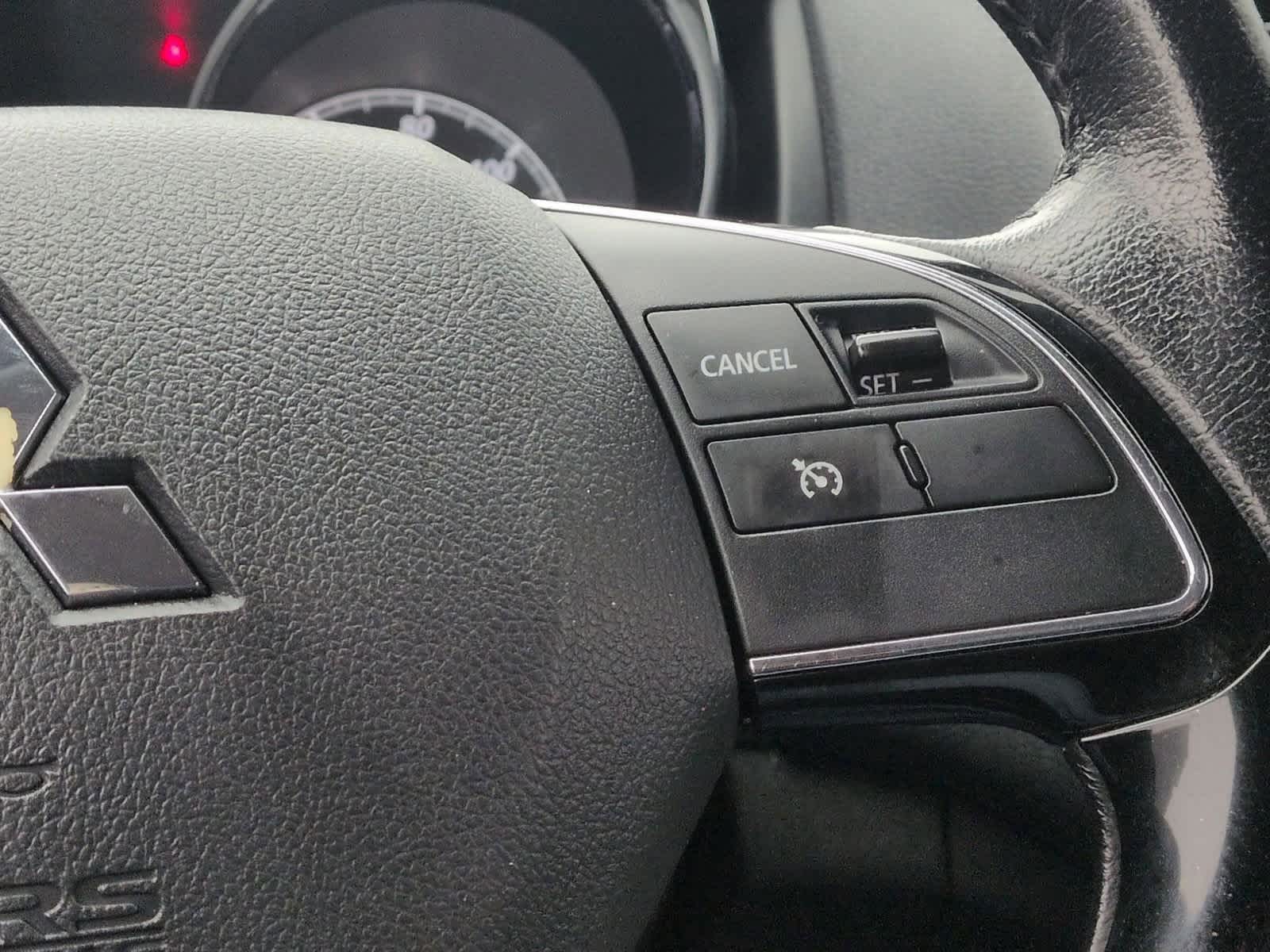 Thumbnail: 2016 Mitsubishi Outlander Sport - 25