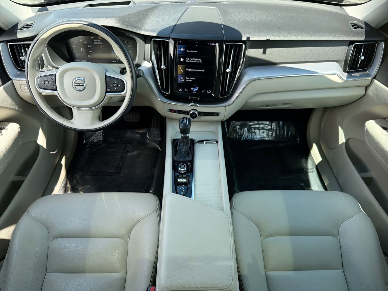 Thumbnail: 2021 Volvo XC60 - 16