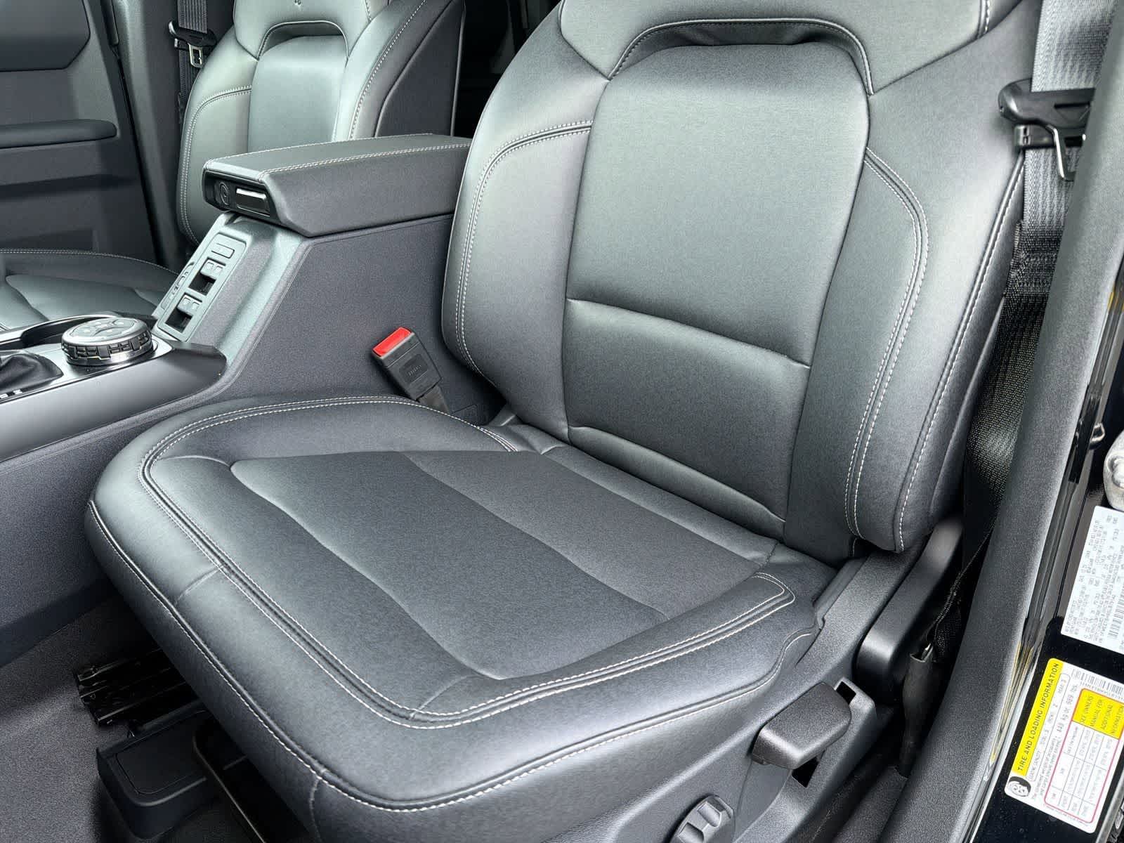 Thumbnail: 2025 Ford Bronco - 17