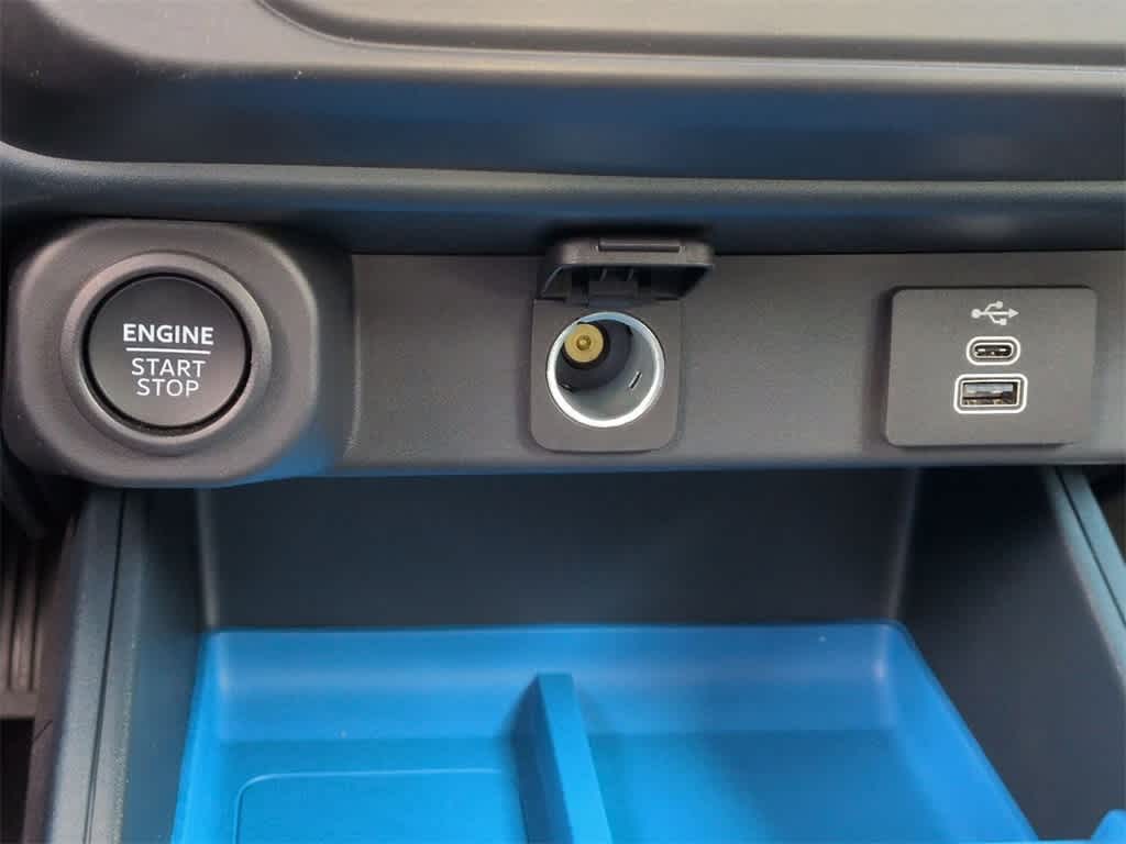 Thumbnail: 2025 Ford Maverick - 31