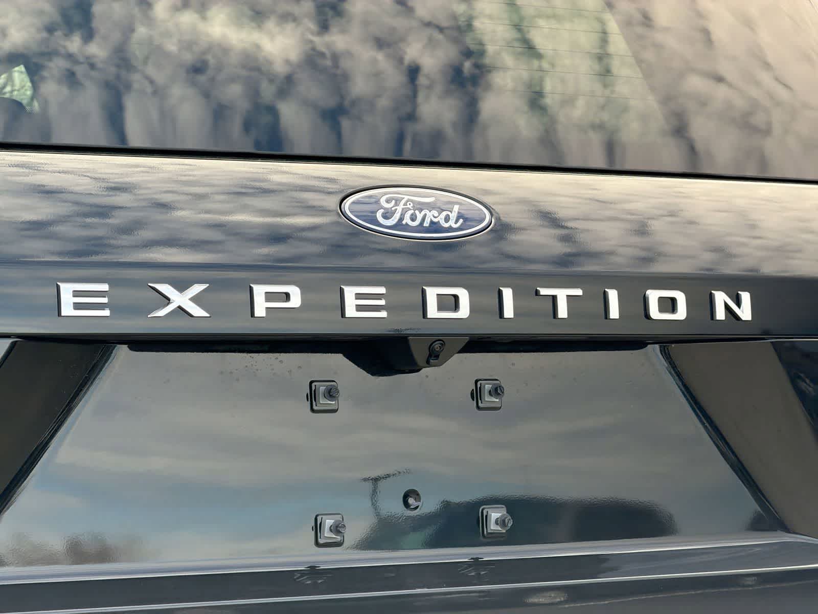 Thumbnail: 2026 Ford Expedition - 13