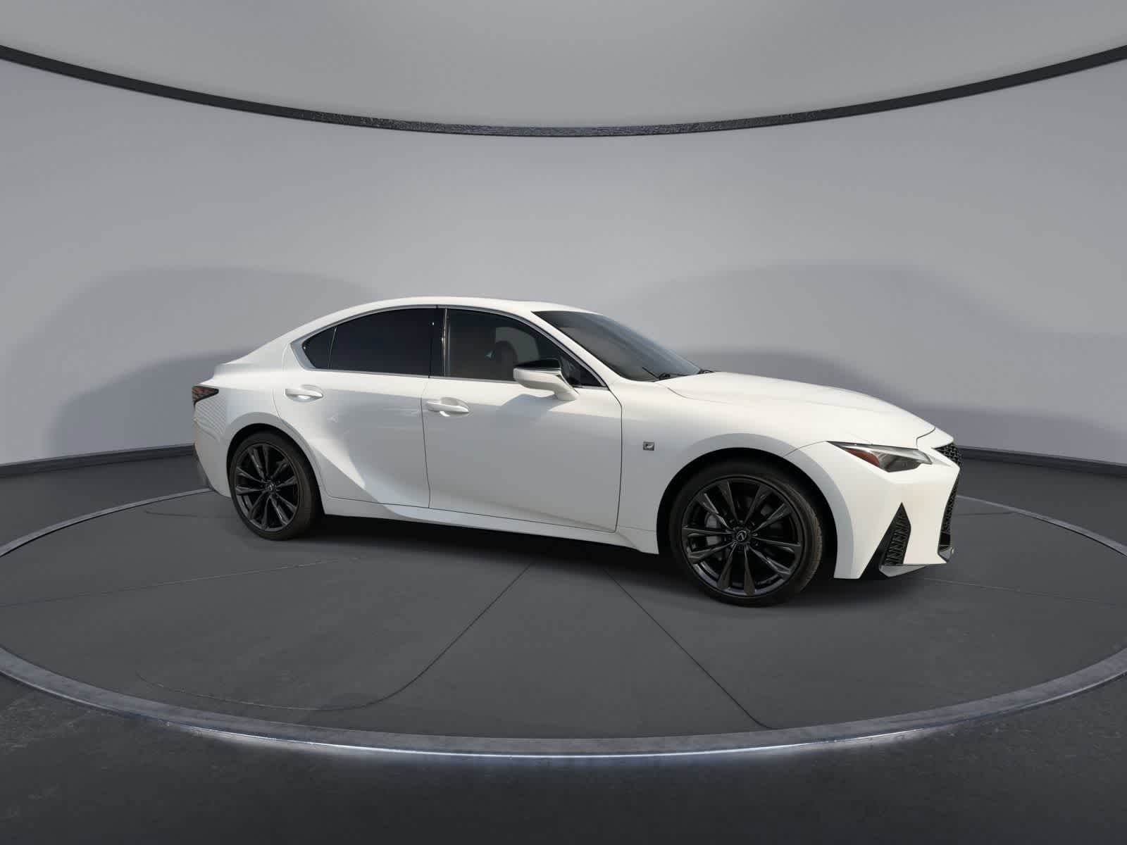 Thumbnail: 2022 Lexus IS - 2
