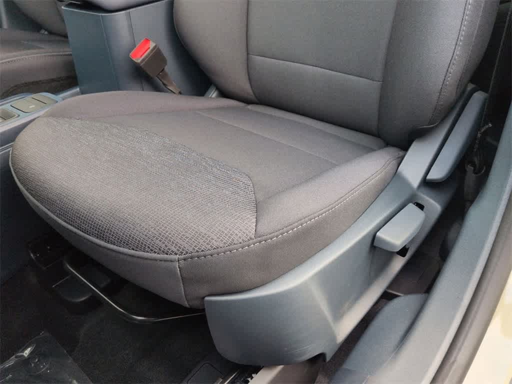 Thumbnail: 2025 Ford Maverick - 18