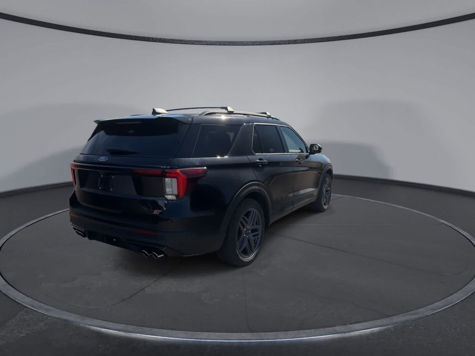 Thumbnail: 2026 Ford Explorer - 8