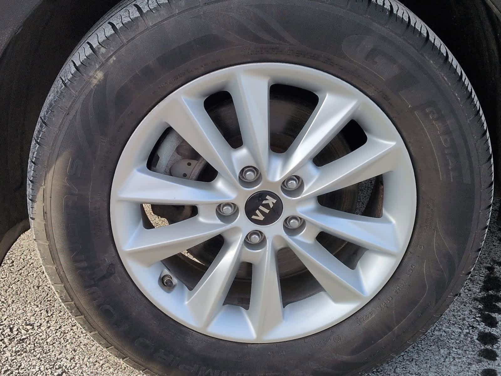 Thumbnail: 2019 Kia Sorento - 14