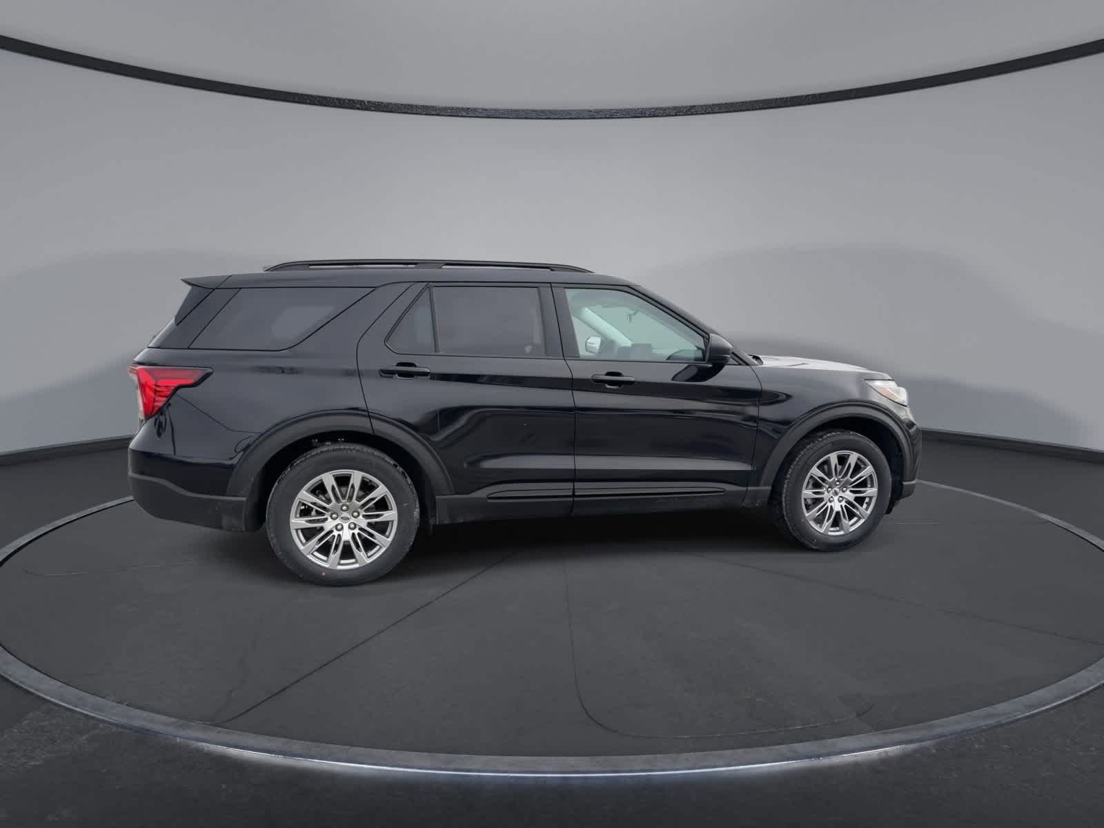 Thumbnail: 2026 Ford Explorer - 9