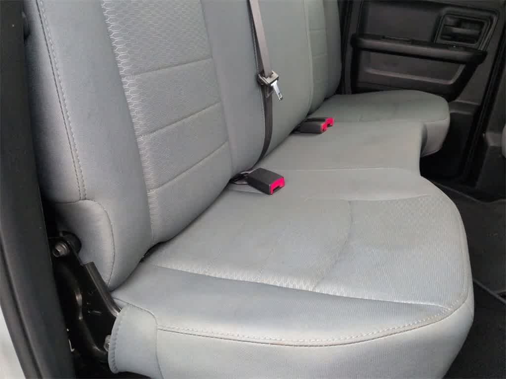 Thumbnail: 2019 RAM 1500 Classic - 21