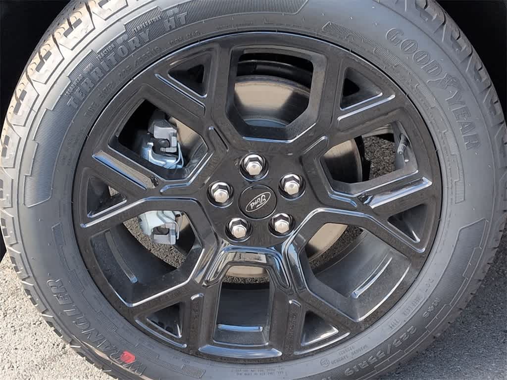 Thumbnail: 2025 Ford Maverick - 14