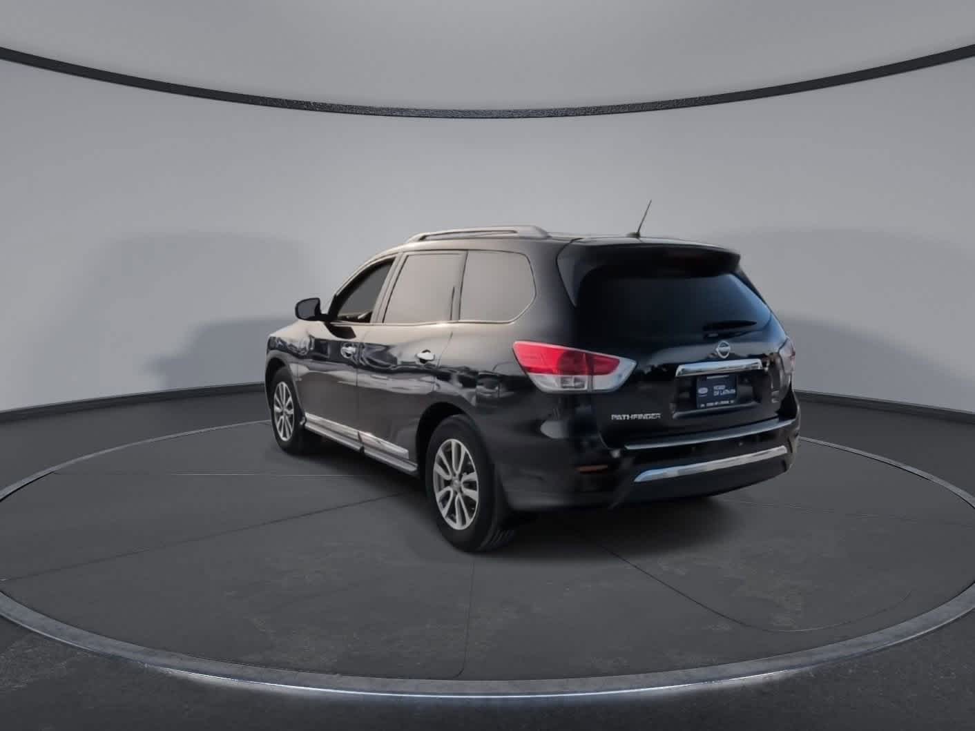 Thumbnail: 2016 Nissan Pathfinder - 7