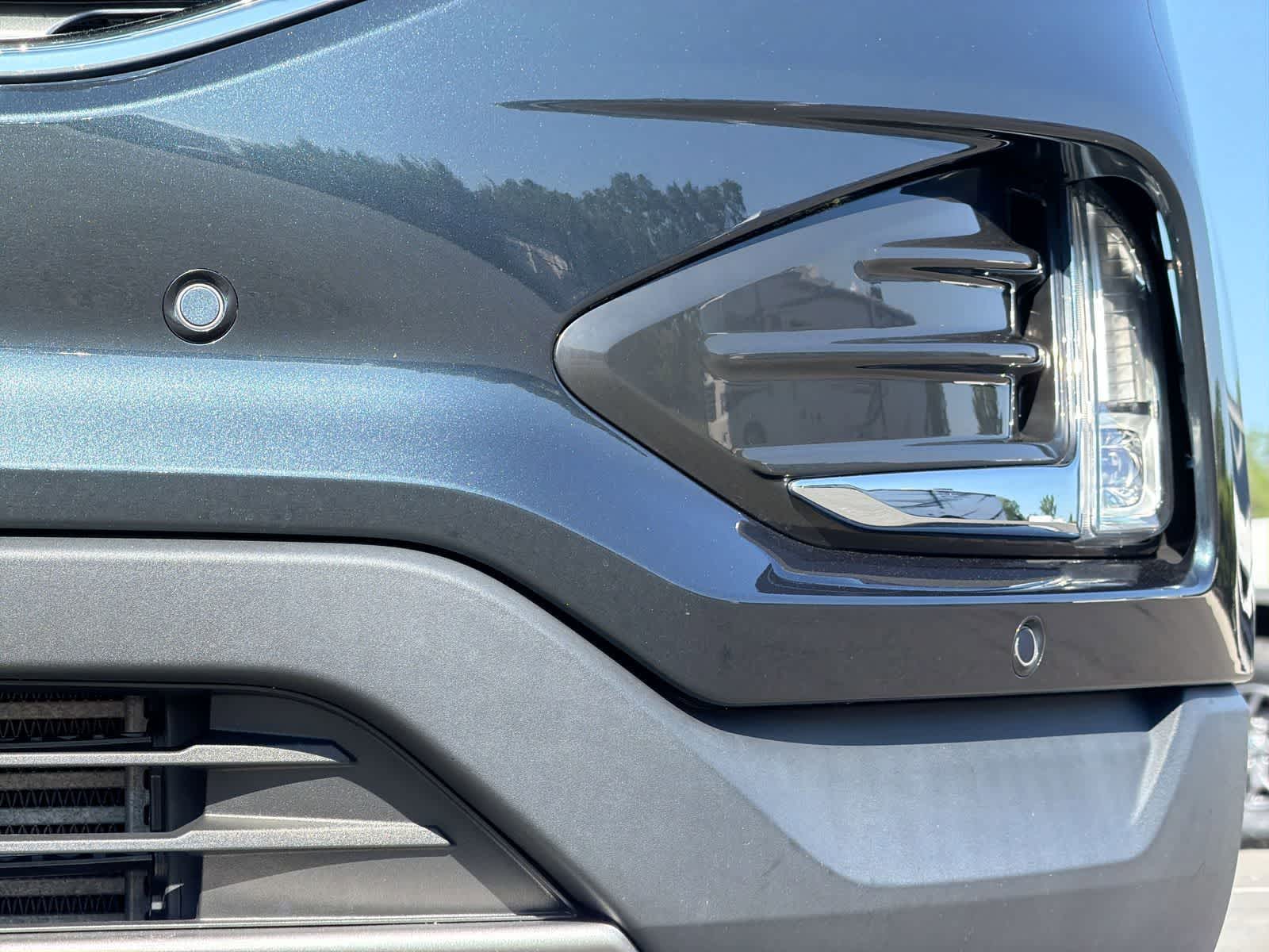 Thumbnail: 2022 Ford Edge - 10