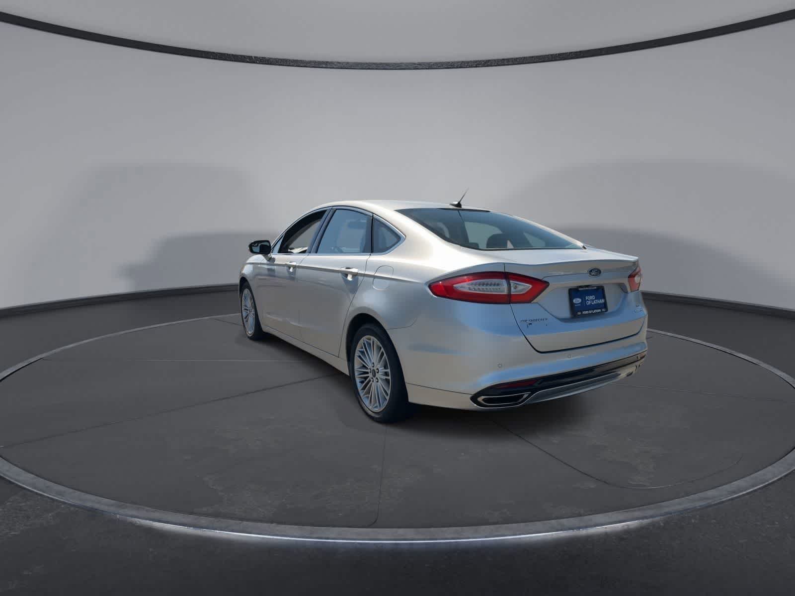Thumbnail: 2016 Ford Fusion - 6
