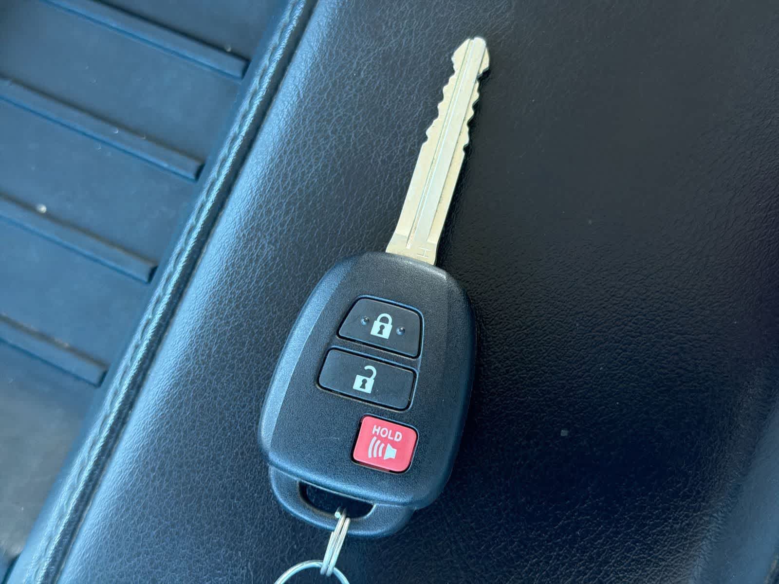 Thumbnail: 2019 Toyota Tundra - 36