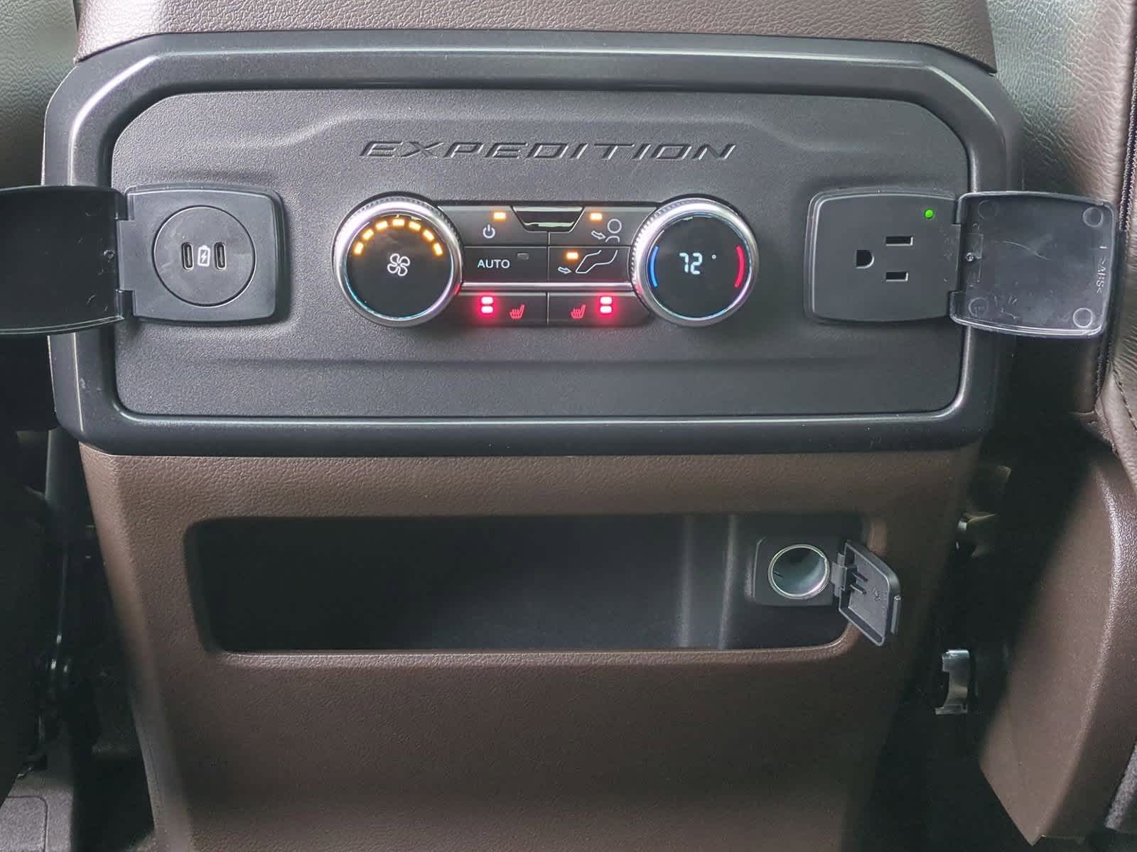 Thumbnail: 2024 Ford Expedition MAX - 40