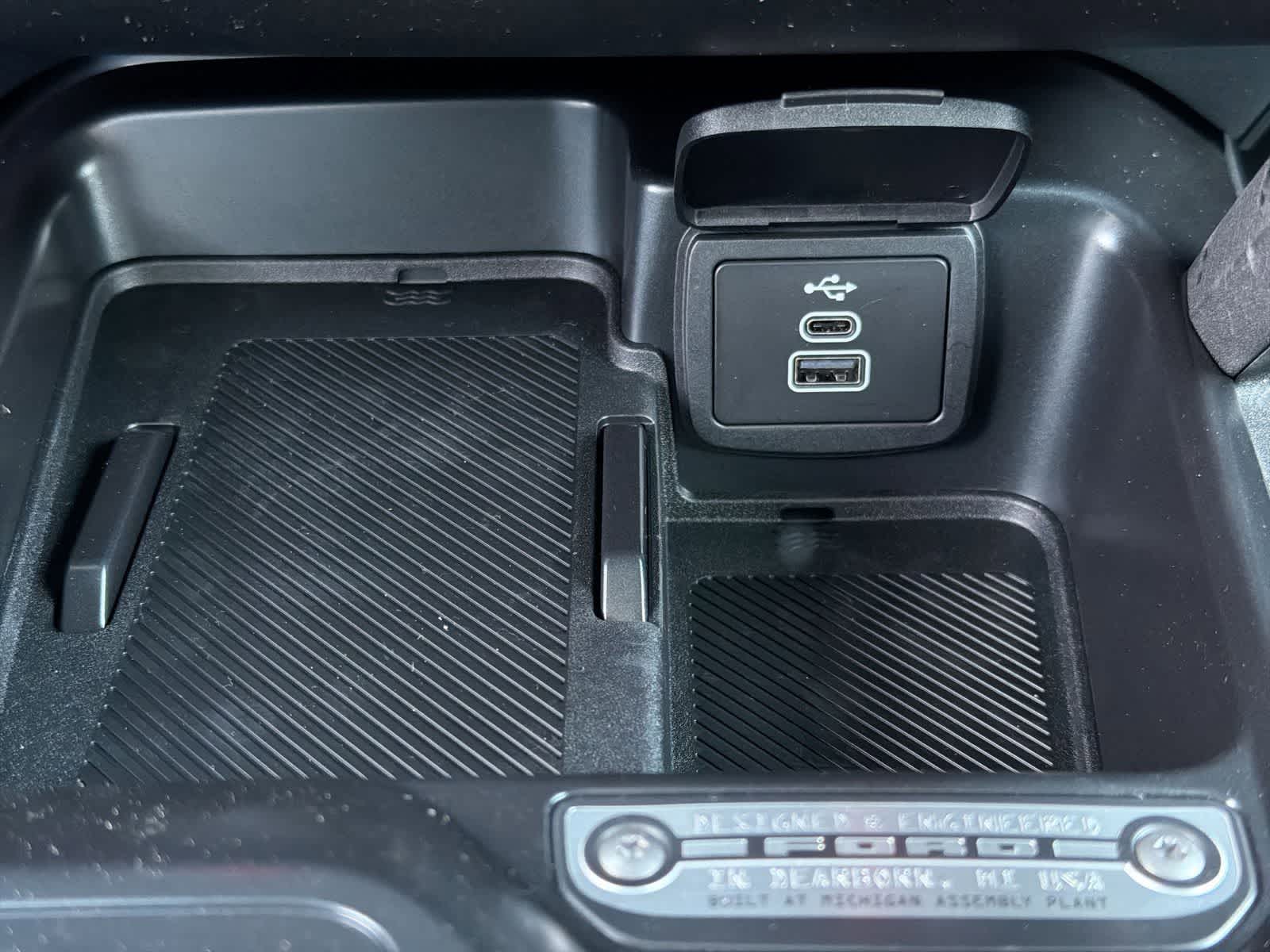 Thumbnail: 2026 Ford Bronco - 32