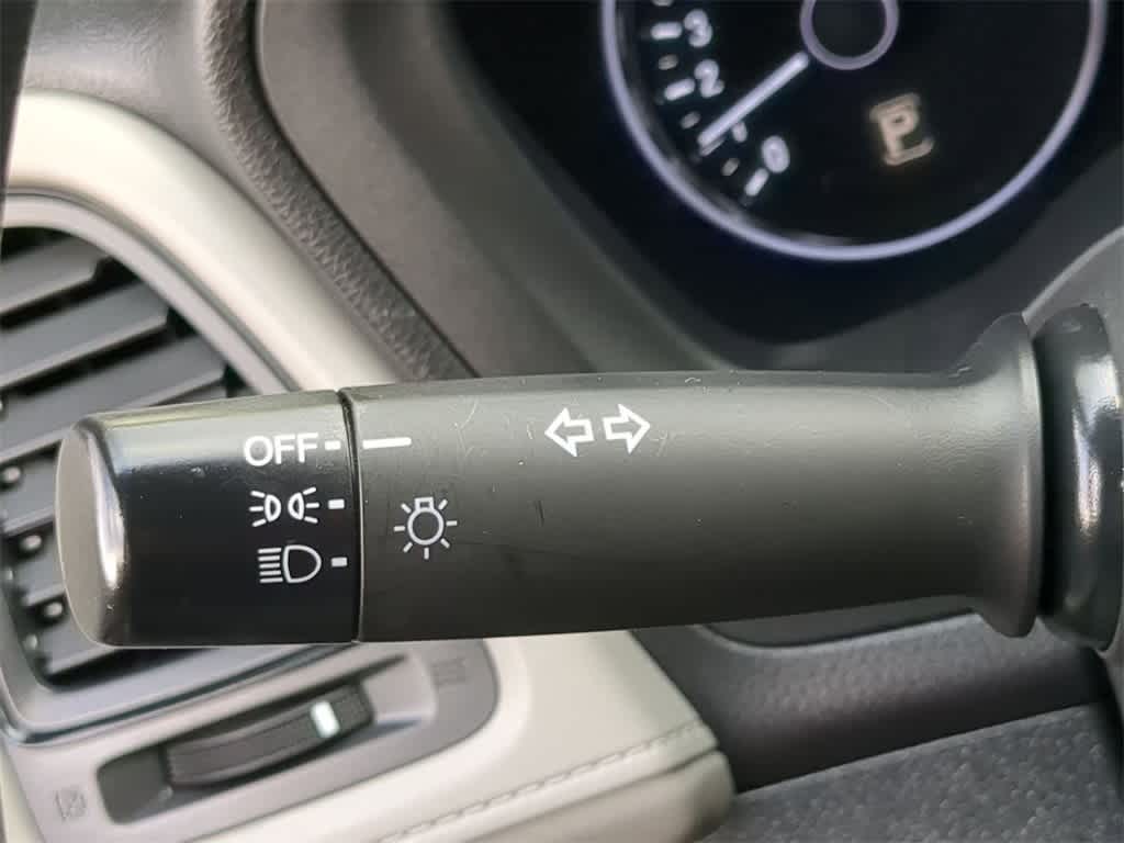 2017 Honda HR-V LX 27
