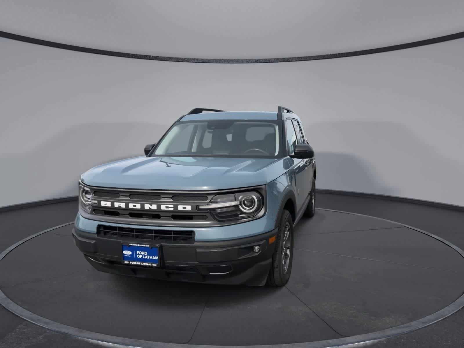 Thumbnail: 2021 Ford Bronco Sport - 3