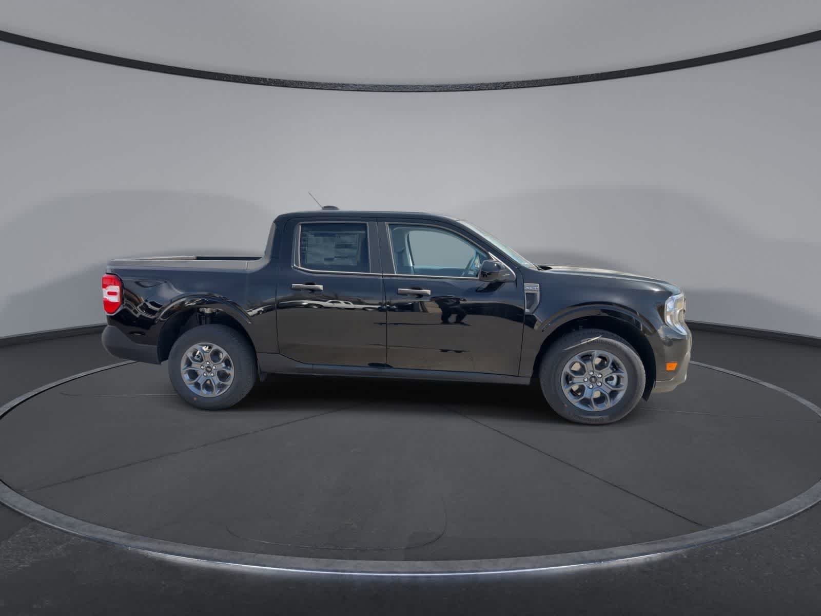 Thumbnail: 2026 Ford Maverick - 9