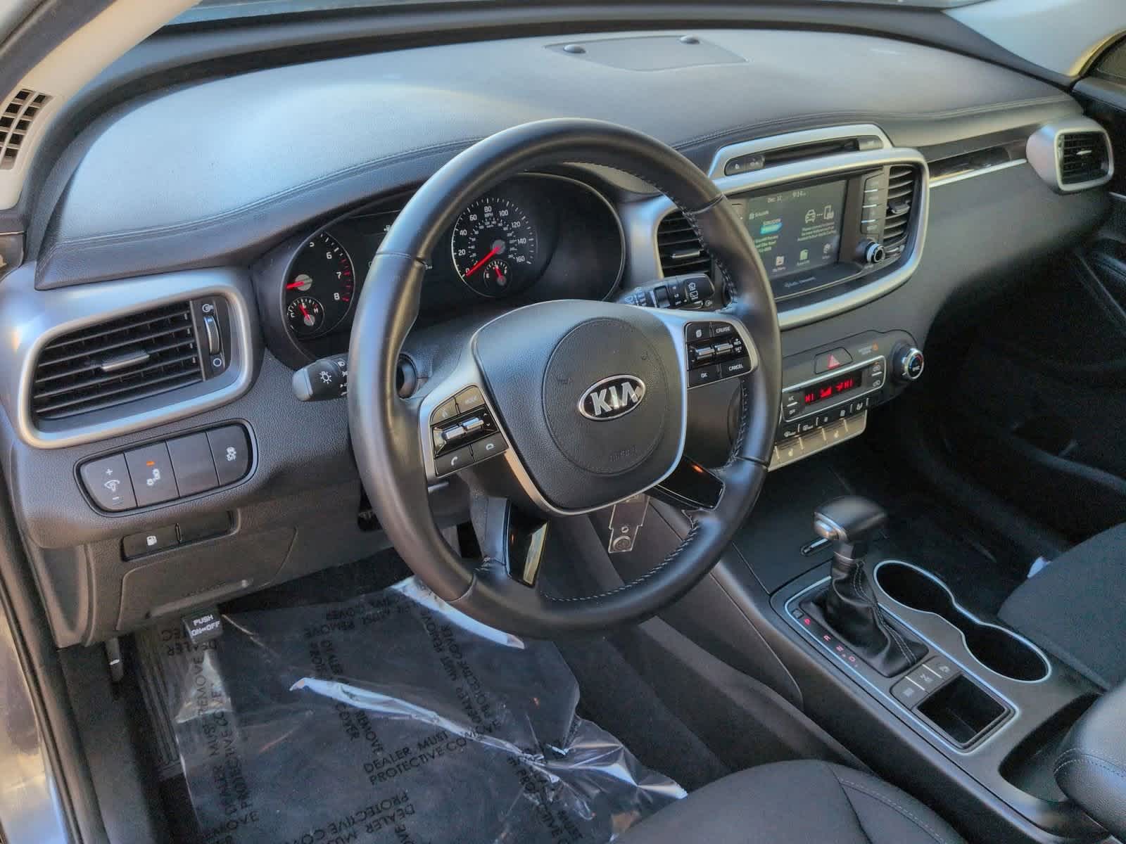 Thumbnail: 2019 Kia Sorento - 10