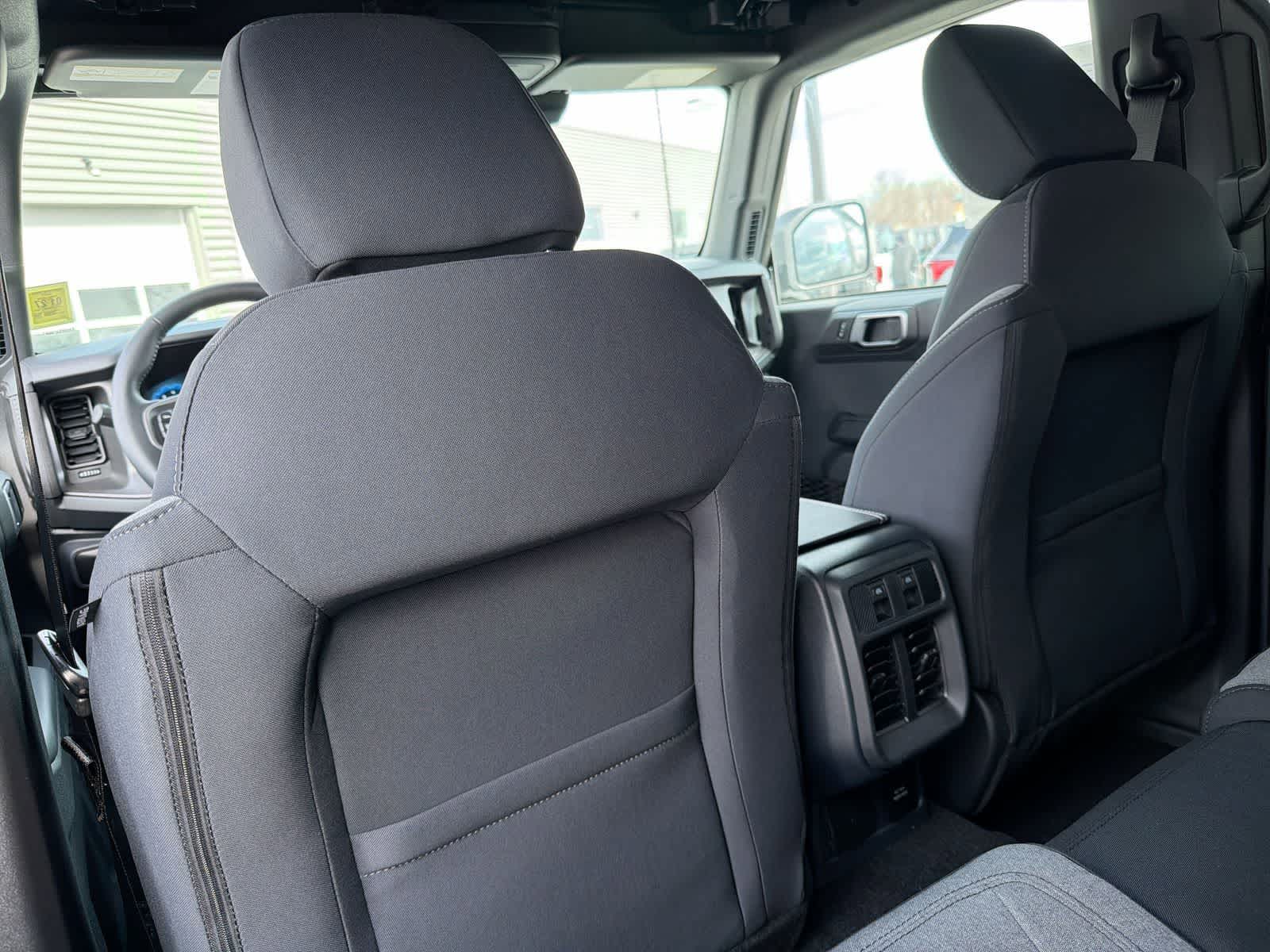 Thumbnail: 2025 Ford Bronco - 19