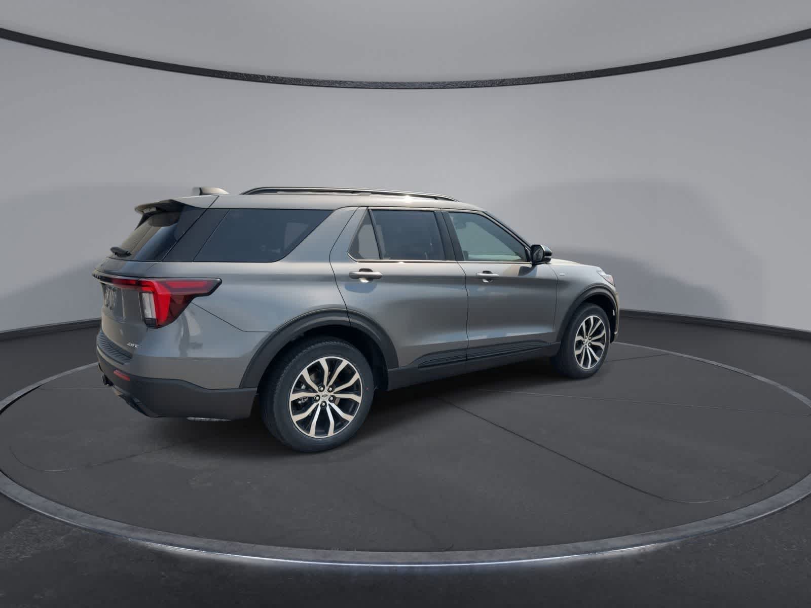 Thumbnail: 2026 Ford Explorer - 8