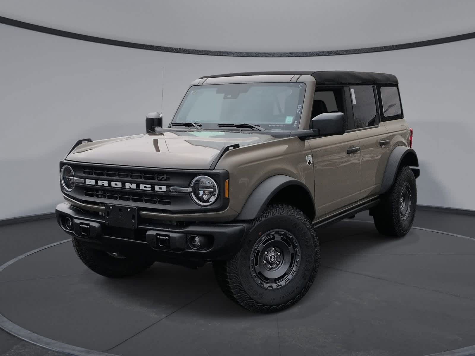 Thumbnail: 2025 Ford Bronco - 1