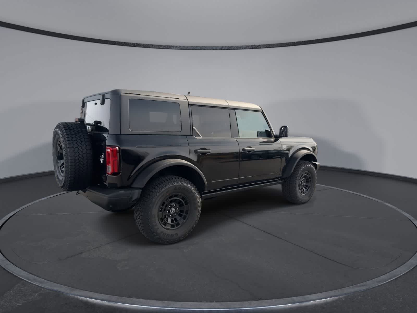 Thumbnail: 2026 Ford Bronco - 8