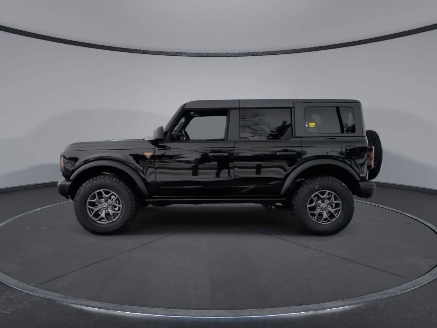 Thumbnail: 2025 Ford Bronco - 5