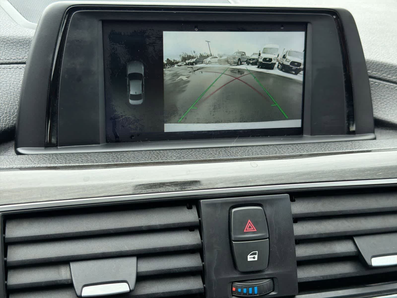 Thumbnail: 2018 BMW 3 Series - 29