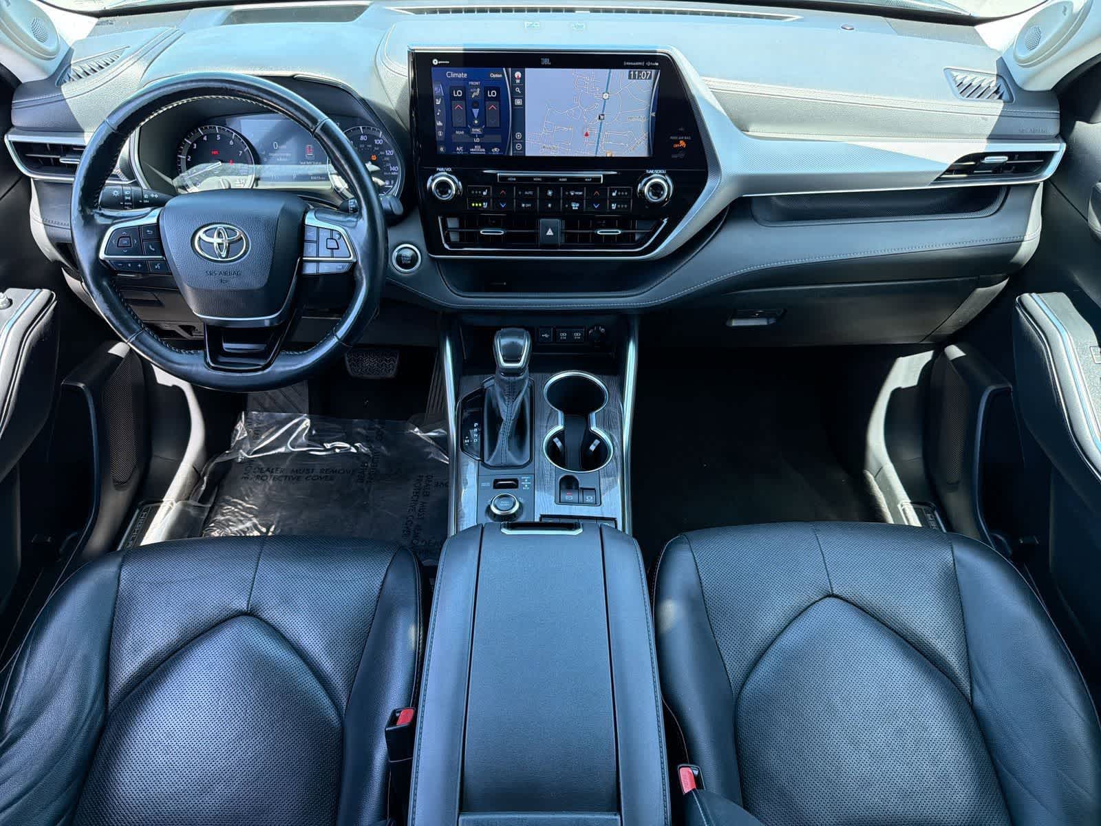 Thumbnail: 2020 Toyota Highlander - 8