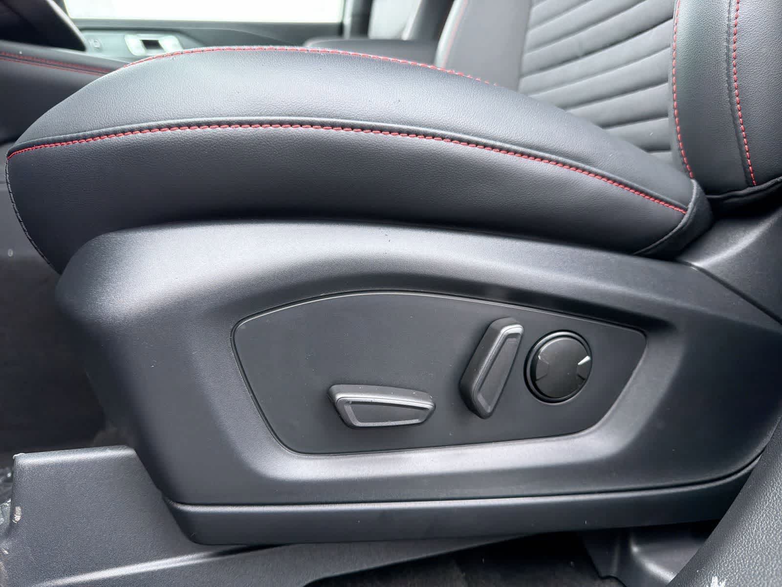 Thumbnail: 2026 Ford Explorer - 18