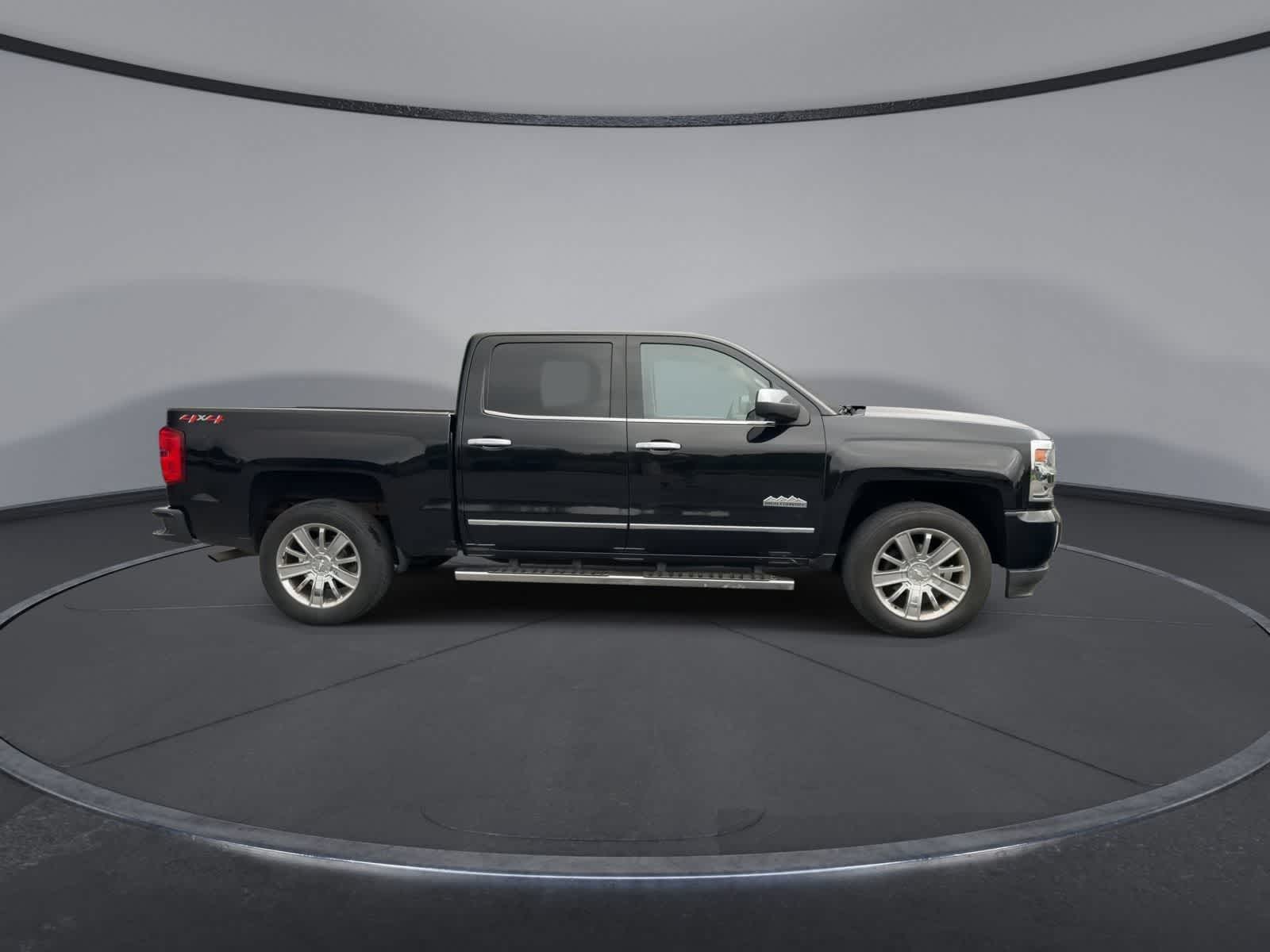 Thumbnail: 2018 Chevrolet Silverado 1500 - 9