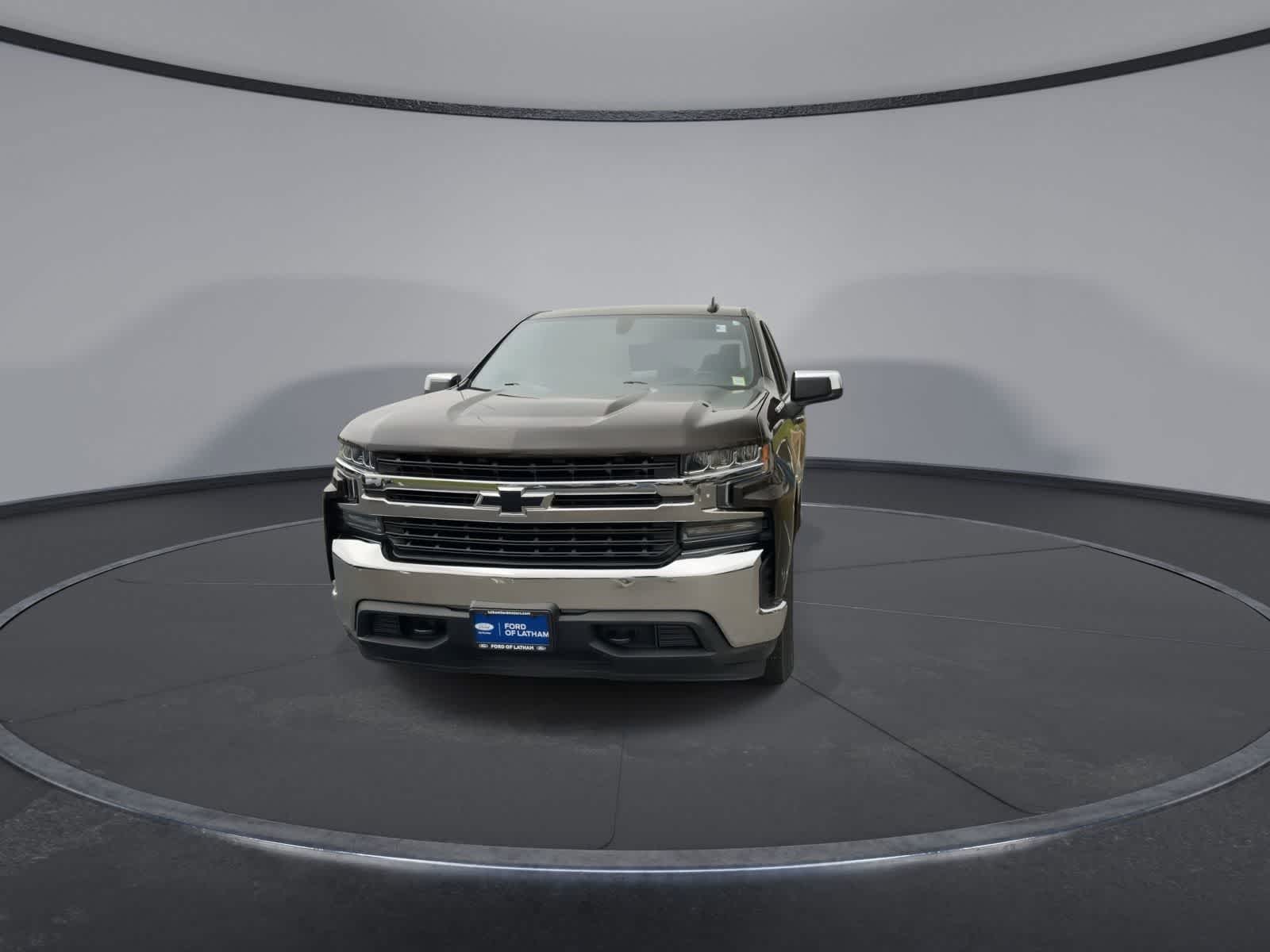 Thumbnail: 2019 Chevrolet Silverado 1500 - 3