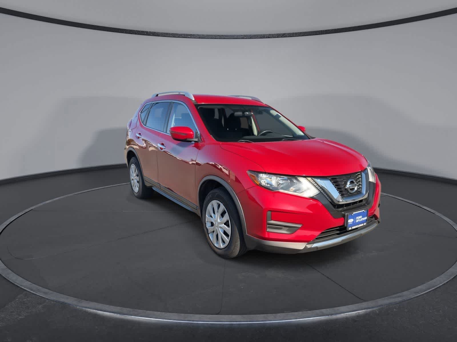 Thumbnail: 2017 Nissan Rogue - 2