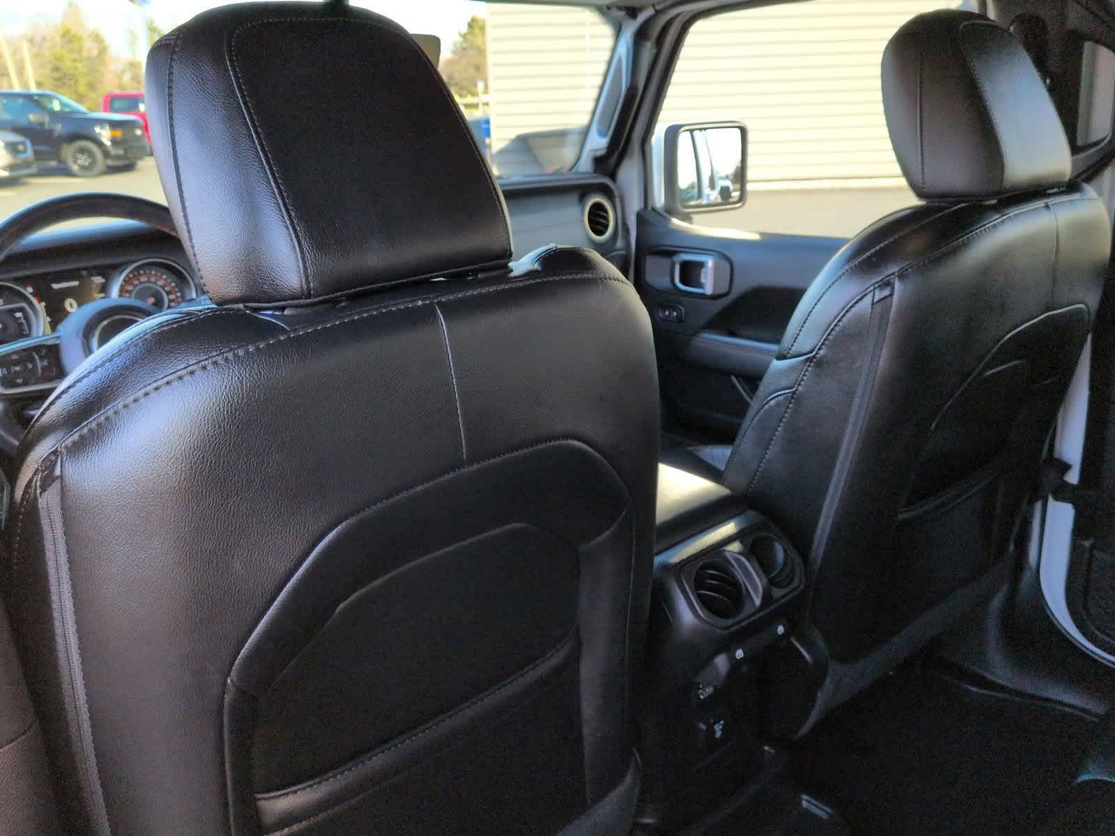 Thumbnail: 2021 Jeep Wrangler - 19