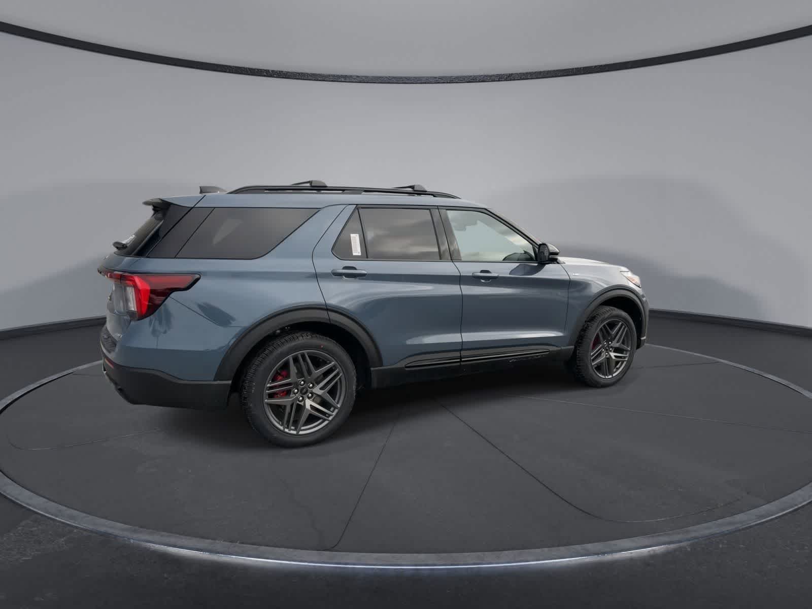 Thumbnail: 2026 Ford Explorer - 8