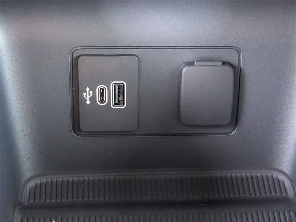 Thumbnail: 2026 Ford Explorer - 32