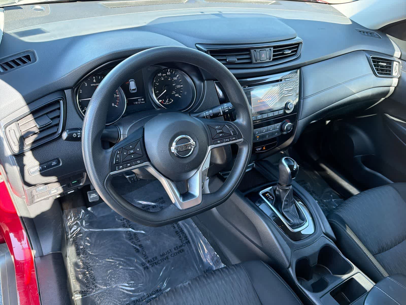 Thumbnail: 2017 Nissan Rogue - 10