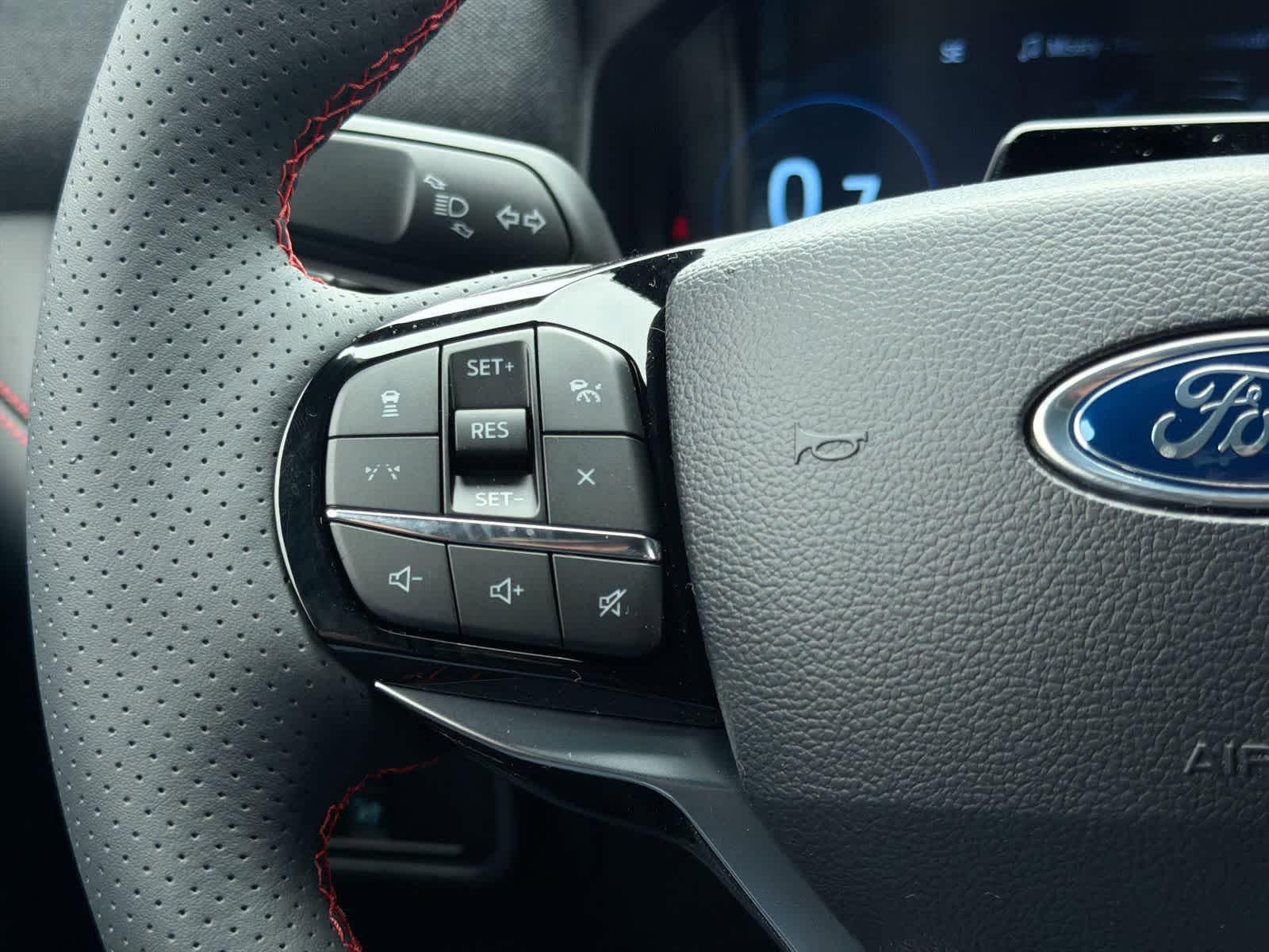 Thumbnail: 2026 Ford Explorer - 24