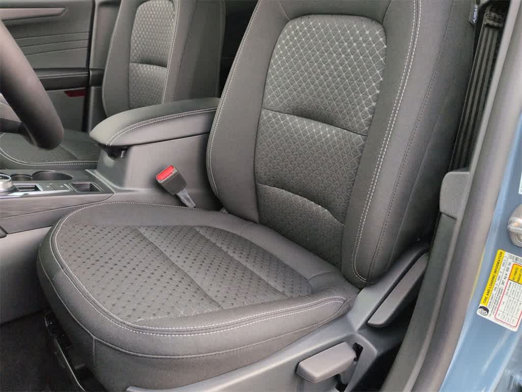 Thumbnail: 2025 Ford Escape - 17