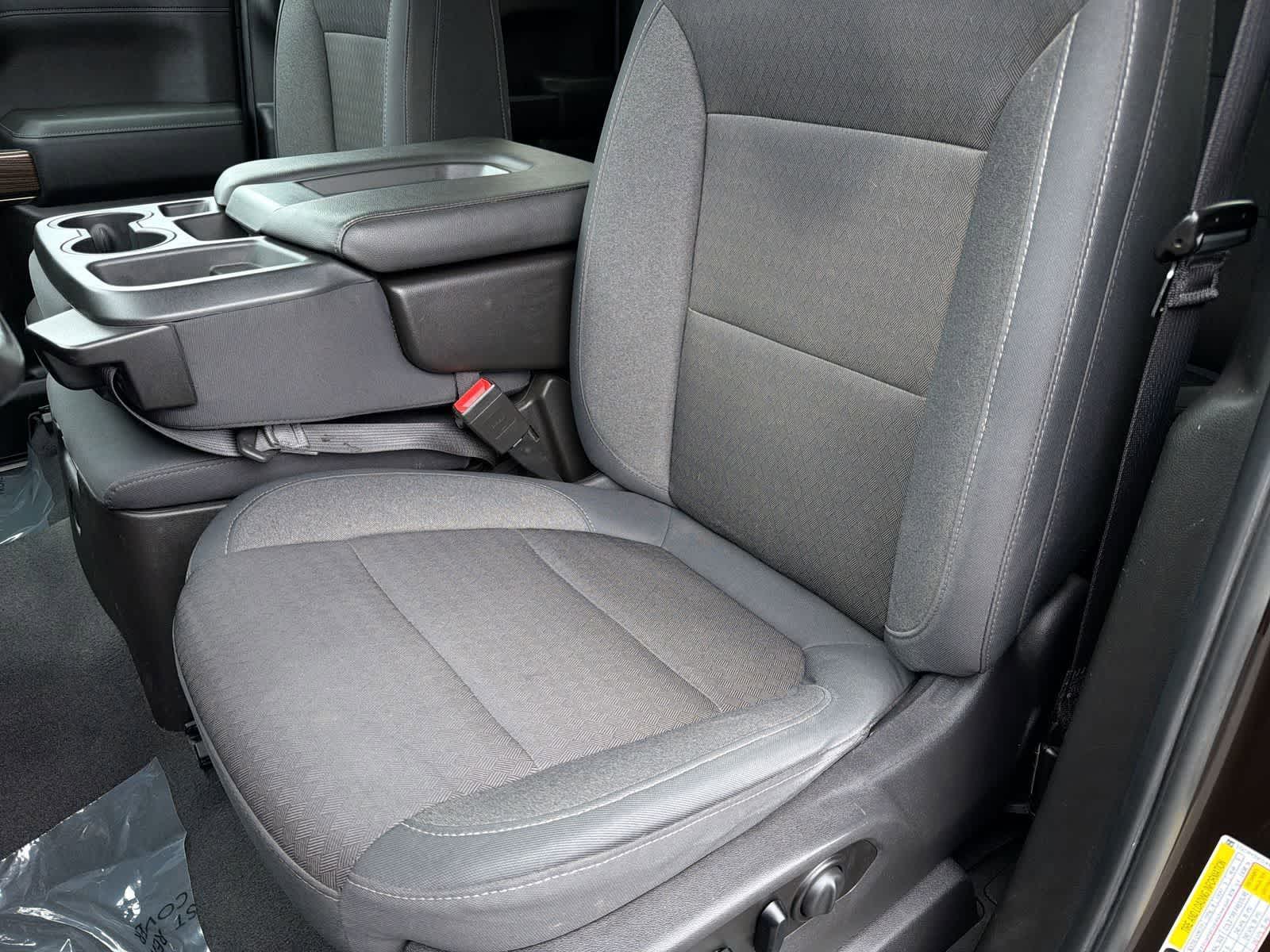 Thumbnail: 2019 Chevrolet Silverado 1500 - 17